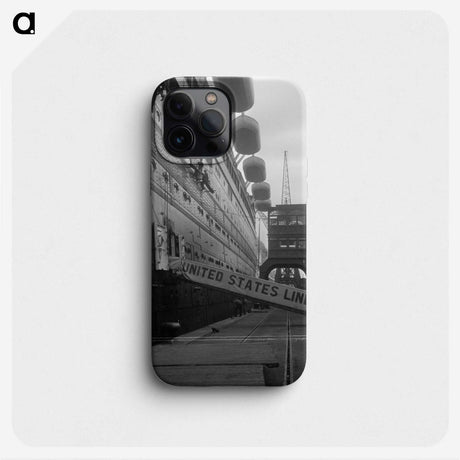 1-31_Eric-Lee-Johnson_phone