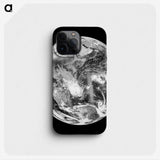 1-31_Planet-Earth_phone