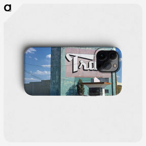 1-32_John-Margolies_phone