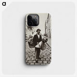 1-36_Eugene-Atget_phone