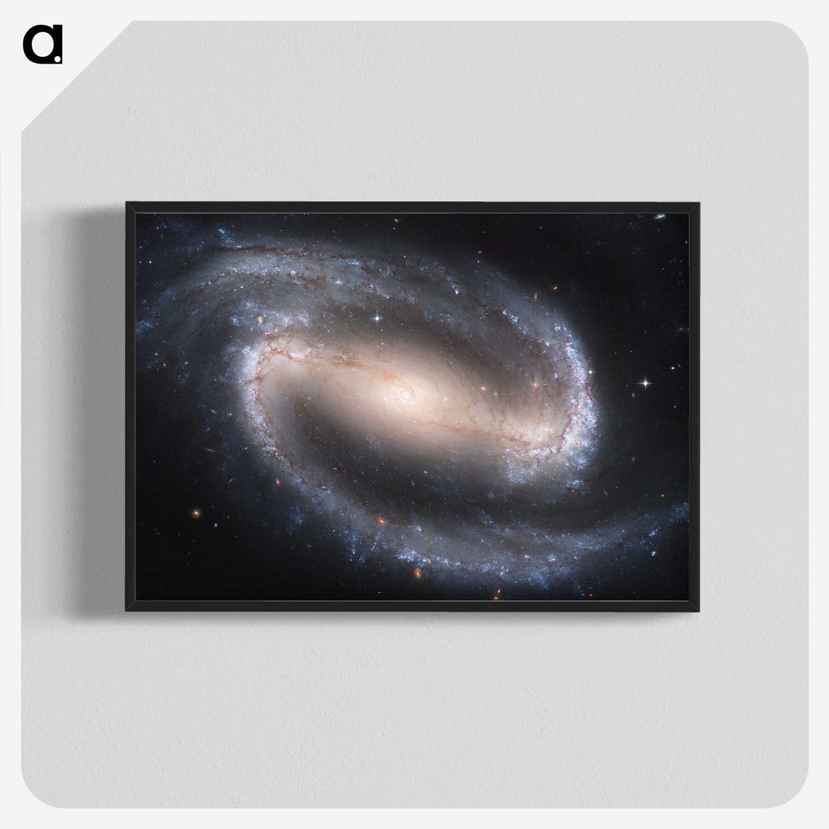 1-36_Hubble-Images_blk-crop