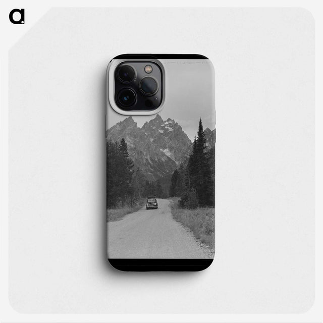 1-36_Marion-Post-Wolcott_phone