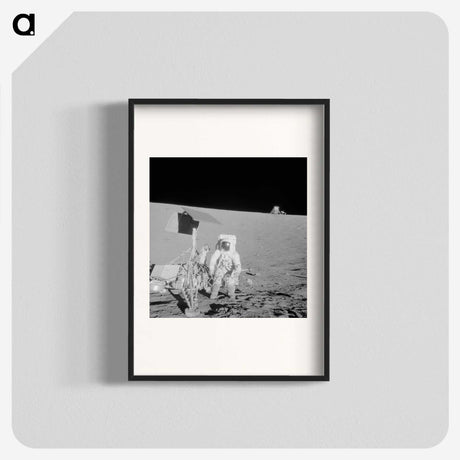 1-37_Apollo-Moon-Landing_blk