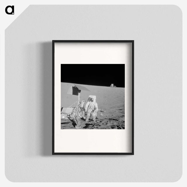 1-37_Apollo-Moon-Landing_blk