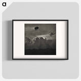 A Dirigible - アルフレッド スティーグリッツ Poster.