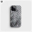 1-3_Milos-Dohnany_phone