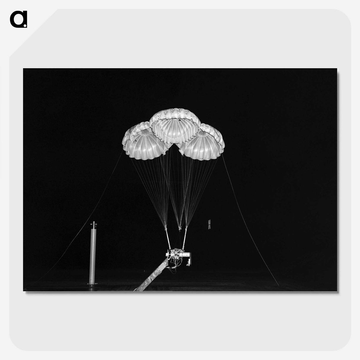 1-40_Apollo-Moon-Landing_picture-crop