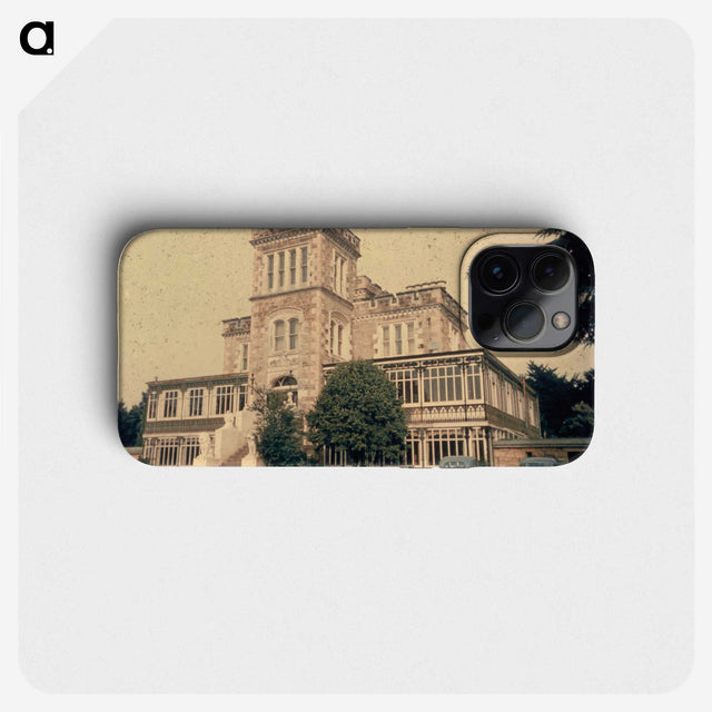 1-43_Leslie-Adkin_phone