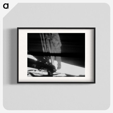 1-49_Apollo-Moon-Landing_blk