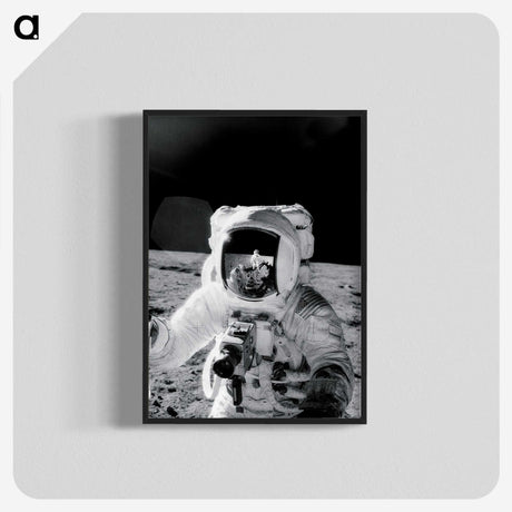 1-4_Apollo-Moon-Landing_blk-crop