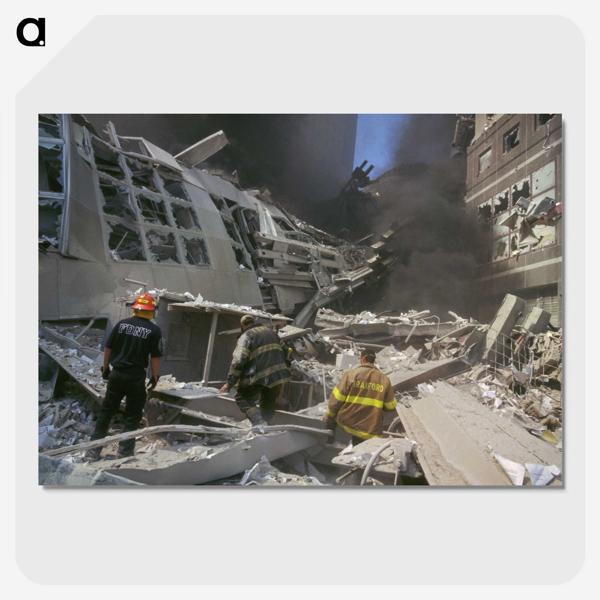 1-4_World-Trade-Center-Attack_picture-crop