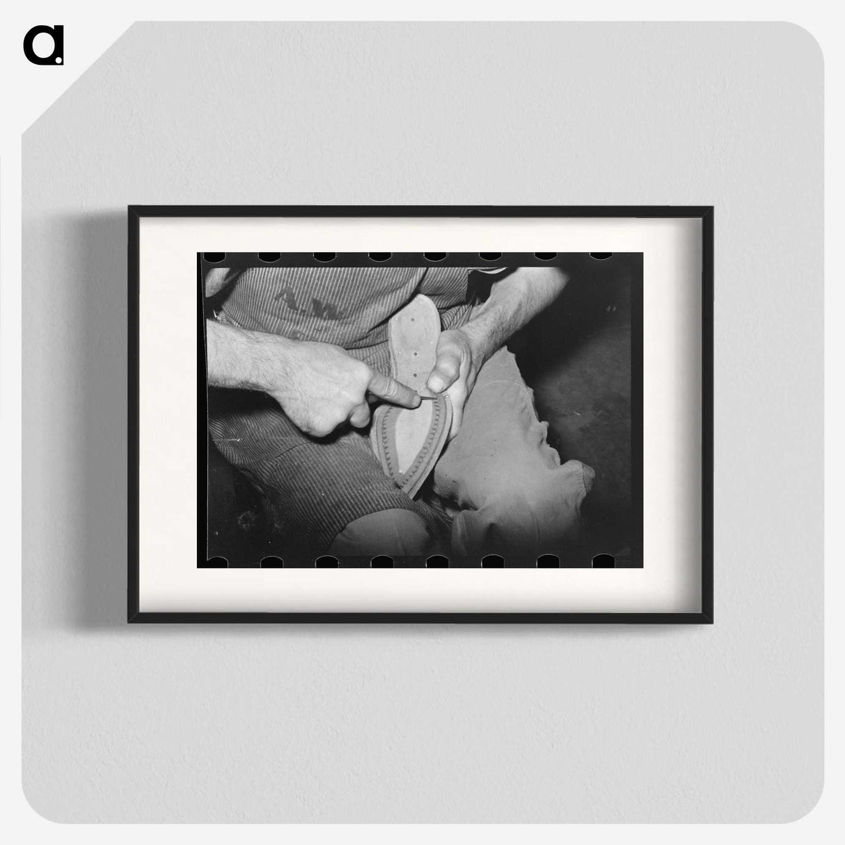 1-53_Russell-Lee_blk