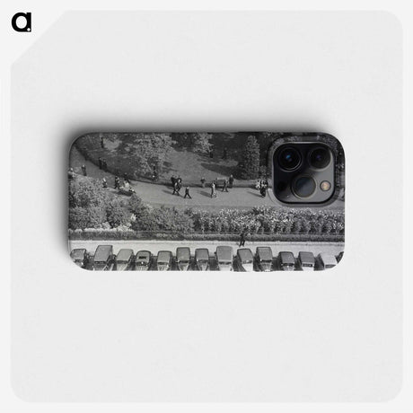 1-55_Eric-Lee-Johnson_phone
