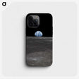 1-5_Apollo-Moon-Landing_phone