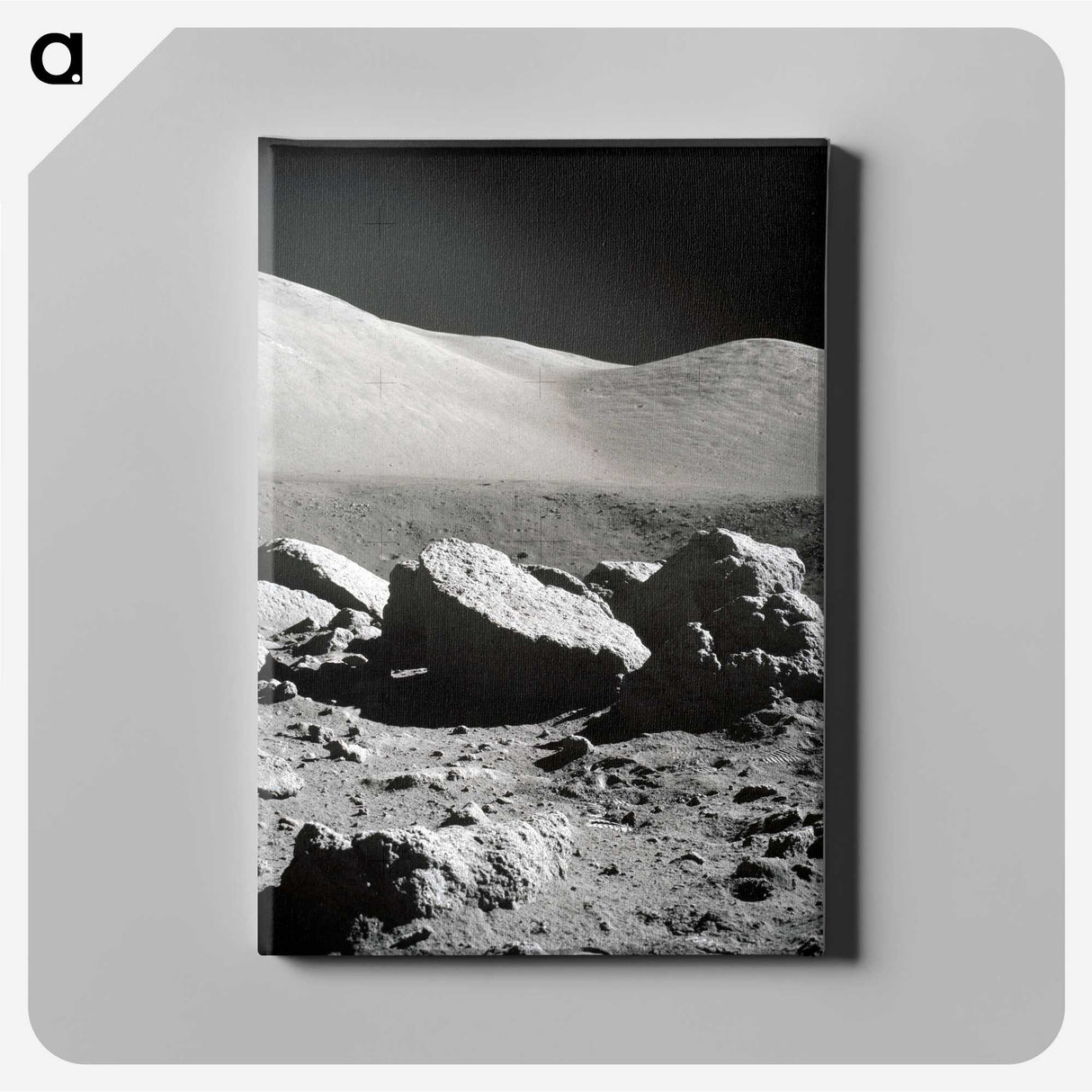 1-5_The-Moon_canvas