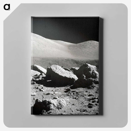 1-5_The-Moon_canvas
