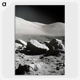 1-5_The-Moon_picture-crop
