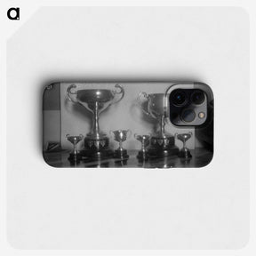 1-65_Eric-Lee-Johnson_phone