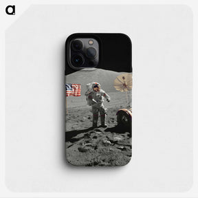 1-6_Apollo-Moon-Landing_phone