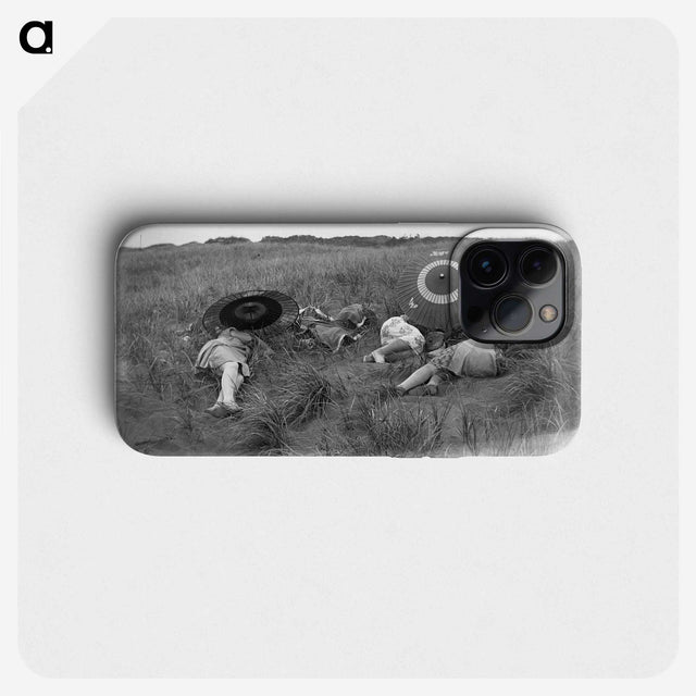 1-6_Leslie-Adkin_phone