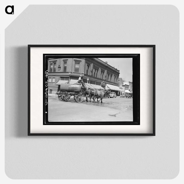 1-72_Russell-Lee_blk