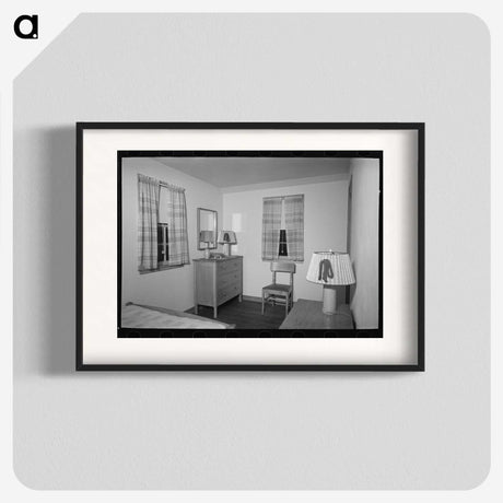 1-82_Russell-Lee_blk