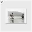 アートポストカード-Emmy and Selma, Lake George - アルフレッド スティーグリッツ Postcard.