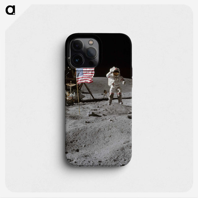 1-8_Apollo-Moon-Landing_phone