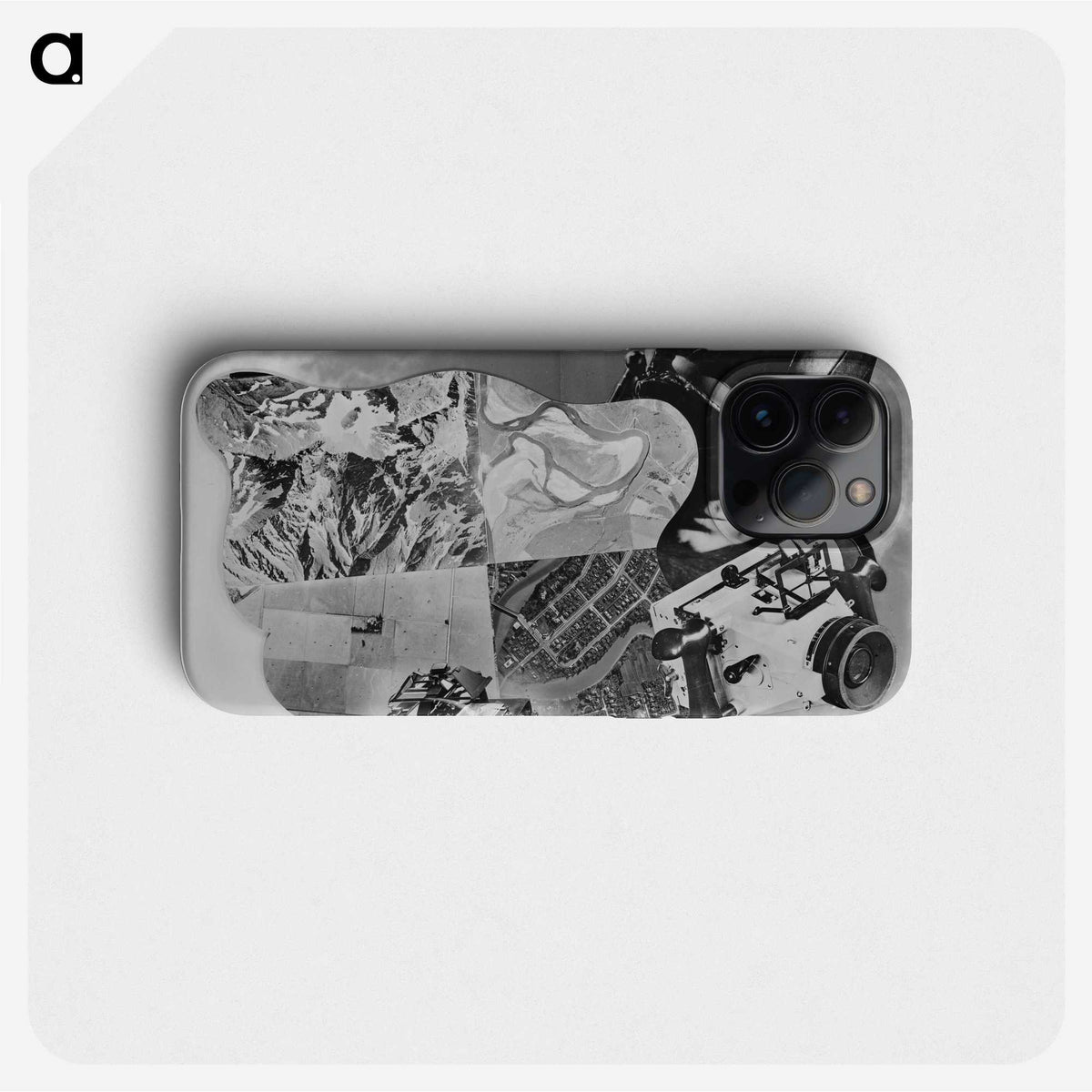 1-8_Gordon-Onslow-Hilbury-Burt_phone