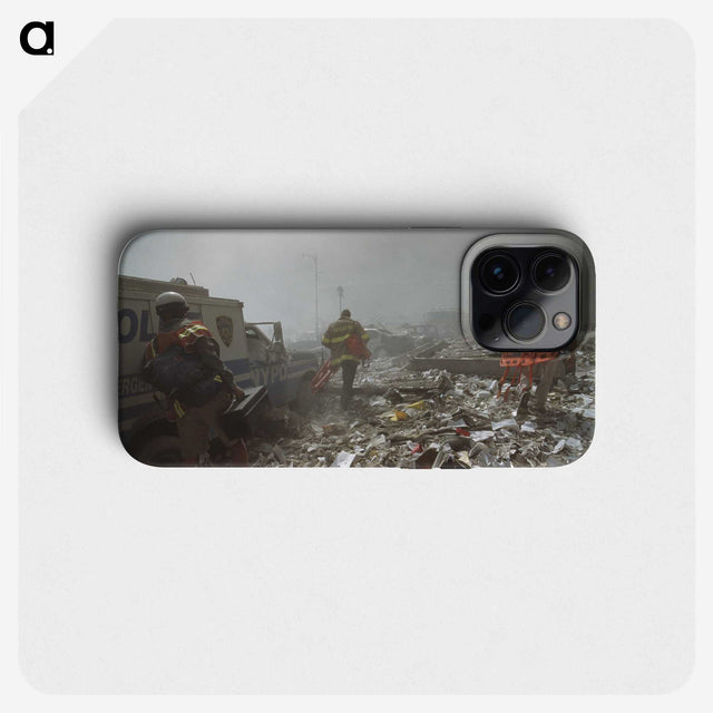 1-8_World-Trade-Center-Attack_phone