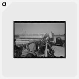 アートポストカード-Loading Cattle
 - ラッセル リー Postcard.