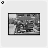 アートポストカード-Farmers at Auction
 - ラッセル リー Postcard.