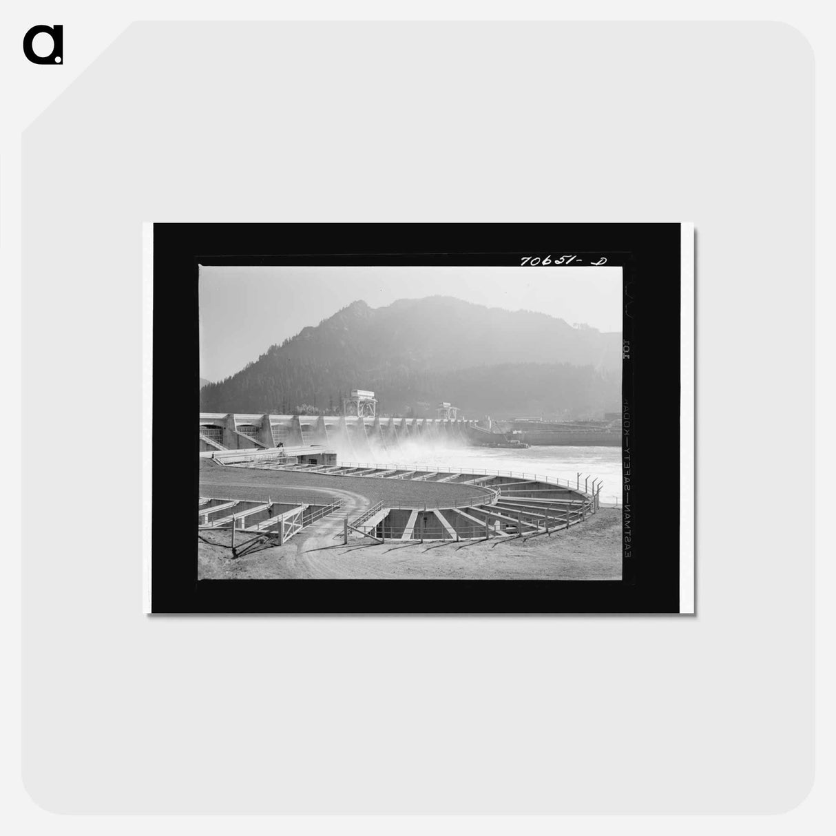 アートポストカード-Bonneville Dam and Fish Ladders
 - ラッセル リー Postcard.