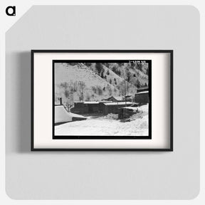 アートポスター-Miner's housing, company-owned, in Utah coal town. - ドロテア ラング Poster.