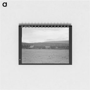 アートメモ帳-Partially-developed stump ranch seen across cleared grain field - ドロテア ラング Memo.