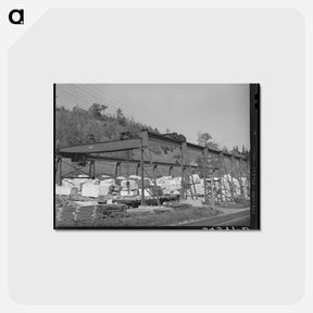 アートポストカード-Stone Quarry, Arlington, Vermont
 - ラッセル リー Postcard.