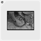 アートポストカード-Gold Panning
 - ラッセル リー Postcard.