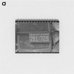 アートメモ帳-Radiator and license of Oklahoma cotton picker's car - ドロテア ラング Memo.