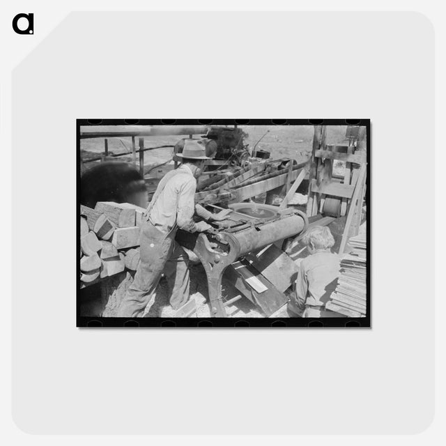 アートポストカード-Sawing Shingles
 - ラッセル リー Postcard.