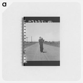 アートメモ帳-Man going home with relief. Bought provisions. Near Oil City, Oklahoma. Carter County. - ドロテア ラング Memo.