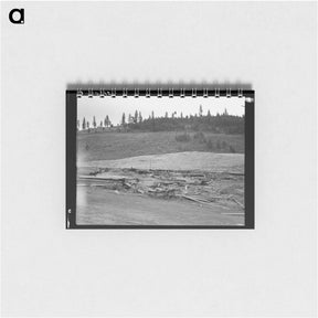 アートメモ帳-The remains of the sawmill in a deserted mill town - ドロテア ラング Memo.