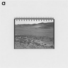 アートメモ帳-U.S. 99 on ridge over Tehachapi Mountains - ドロテア ラング Memo.