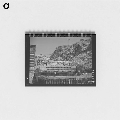 アートメモ帳-Tungsten Chief Mill
 - ラッセル リー Memo.