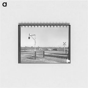 アートメモ帳-Migrants' tents are a common sight along the right of way of the Southern Pacific. Near Fresno, California. Sourced from the Library of Congress. - ドロテア ラング Memo.
