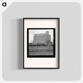 アートポスター-Grain elevator along railroad yard - ドロテア ラング Poster.