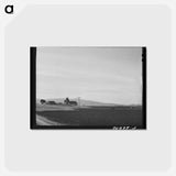 アートポストカード-Harrowing the Bean Field
 - ラッセル リー Postcard.