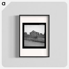 アートポスター-Mailbox and farm along country road in Person County, North Carolina - ドロテア ラング Poster.