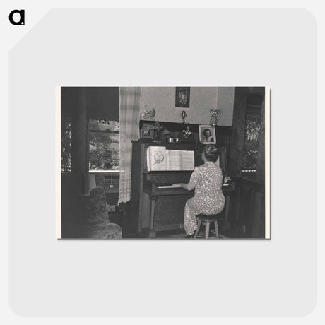 アートポストカード-Fruit Farmer's Wife Playing Piano
 - ラッセル リー Postcard.