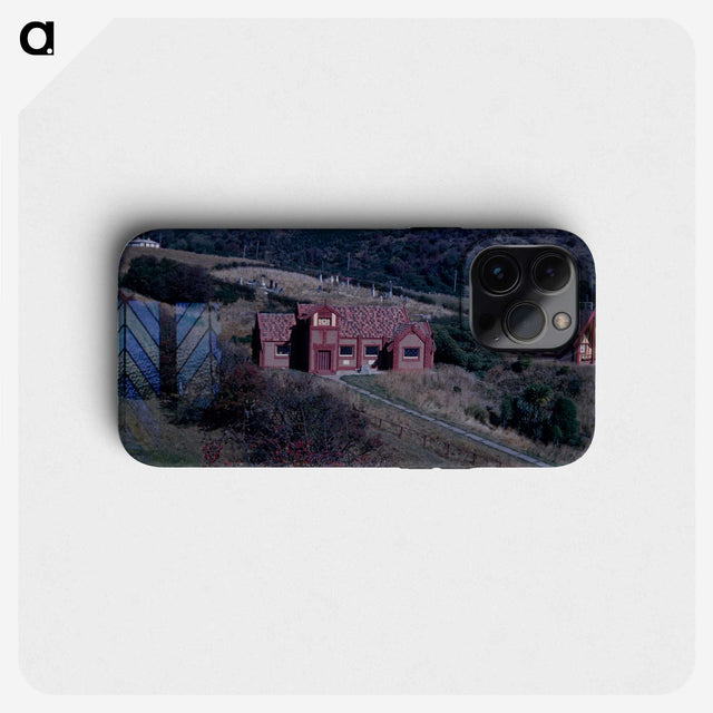 2-26_Leslie-Adkin_phone