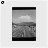 アートポストカード-Railroad Tracks, Oakridge
 - ラッセル リー Postcard.
